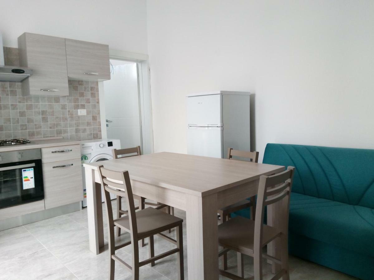 Lucy Apartment ตอร์เลลาปิลโล ภายนอก รูปภาพ
